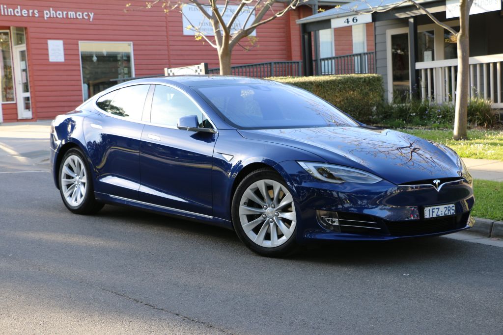 Tesla premium energy 75