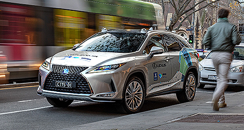 Lexus backs Melbourne traffic communications testing