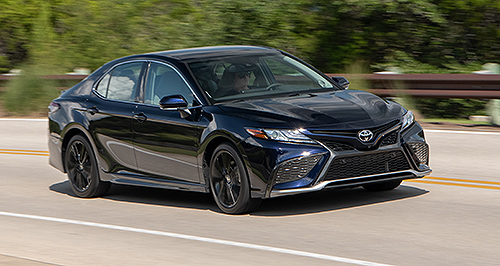 Toyota update commits to Camry hybrid, axes V6