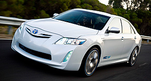Melbourne show: Camry Hybrid countdown begins