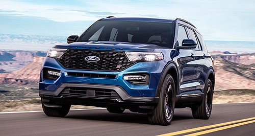 Detroit show: Ford uncovers Explorer ST and Hybrid