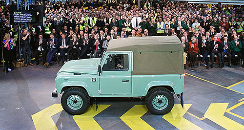 Final Land Rover Defender rolls out
