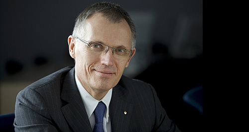 Renault names Tavares as new COO