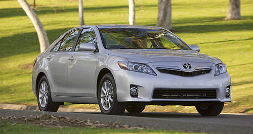 Toyota cuts Camry fuel consumption