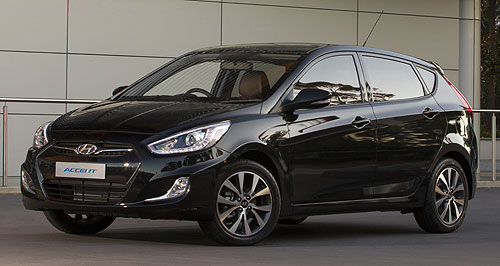 AIMS: Hyundai reveals sports hatches