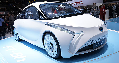 Geneva show: Toyota hybrid cracks 50g/km
