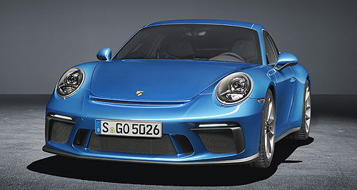 Frankfurt show: Porsche goes all subtle with GT3