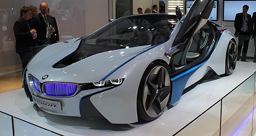 AIMS: BMW's i8 eco-supercar to cost $300k