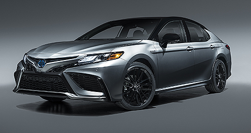Toyota gives Camry mid-life facelift