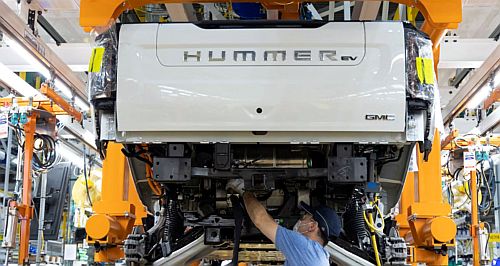 Chemical spill suspends GM EV battery production