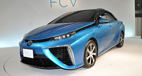 First look: Toyota shows fuel-cell car for the road
