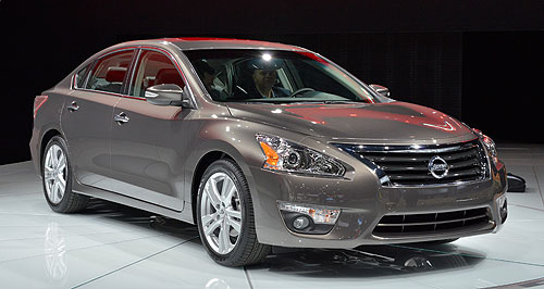 New York show: Nissan aims low for Altima sales