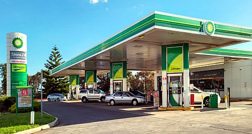 AGL and bp strike deal for EV drivers