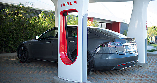New Tesla buyers charged for Supercharger