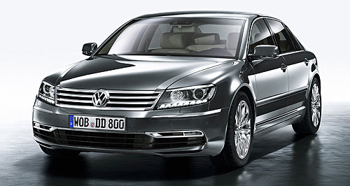 Beijing show: VW facelifts Phaeton – again