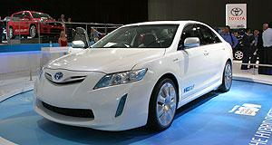 Camry Hybrid to cash in on carbon concerns