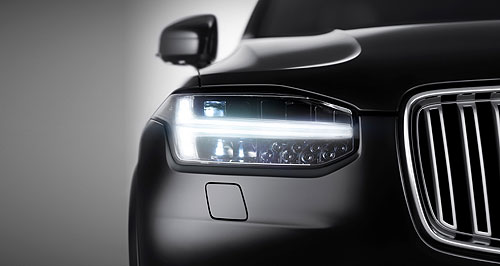 Volvo XC90 gets hammer headlights