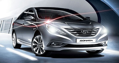 Hyundai reveals direct-injection petrol engine