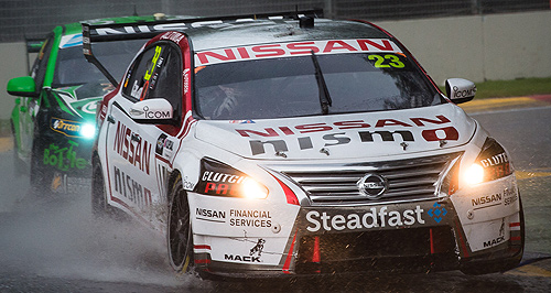 Nissan commits to Supercars until 2018