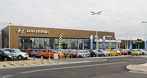 Hyundai reveals new retail look