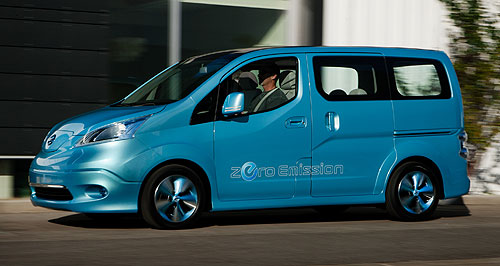 Detroit show: Nissan goes EV with van