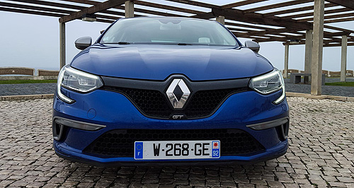 Renault prepping new small sedan for 2016