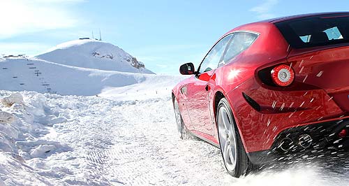 More pics: Ferrari FF hits the snow